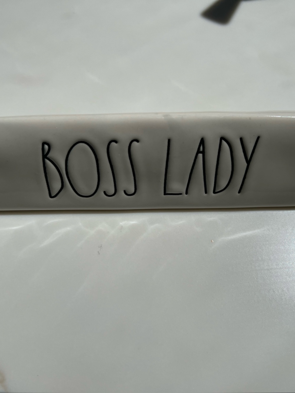 Rae Dunn- Ceramic desk sign “Boss Lady” - Picture 5 of 7